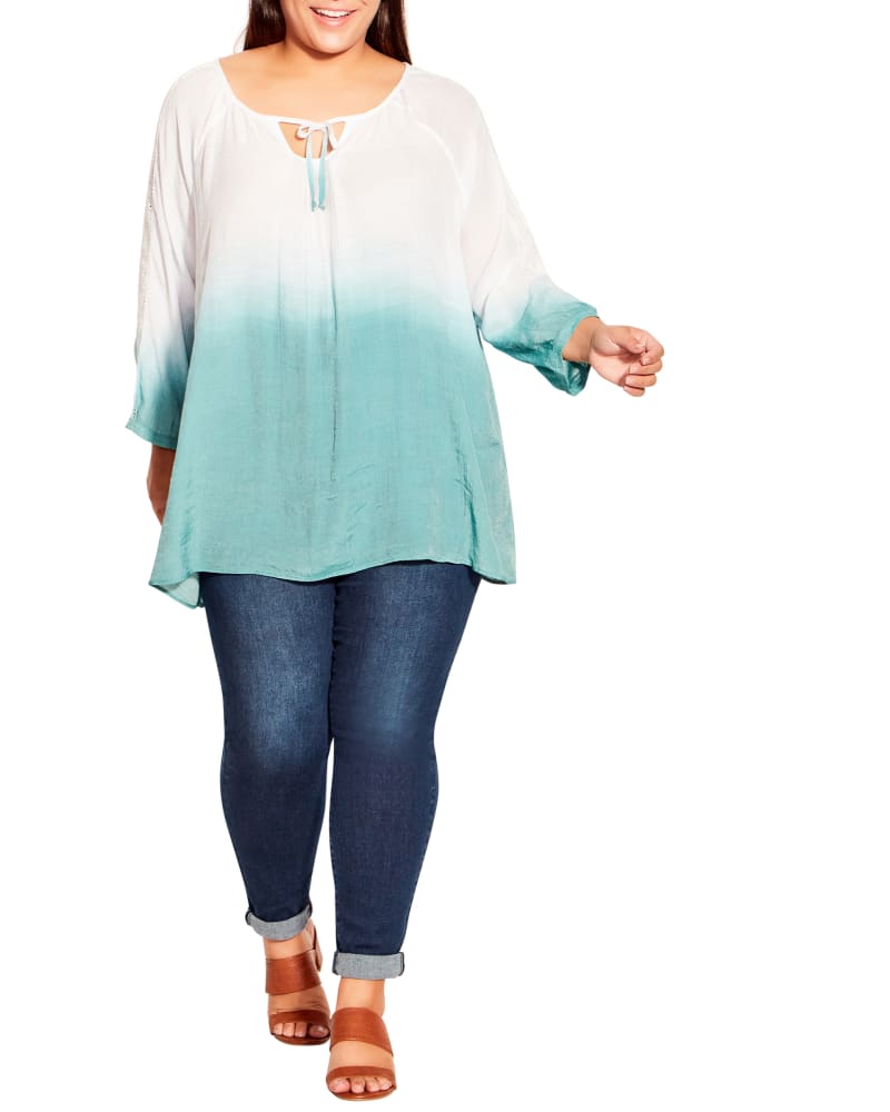 Front of a model wearing a size 14 Isla Ombre Peasant Top in Ivory / Aqua by avenue. | dia_product_style_image_id:234227